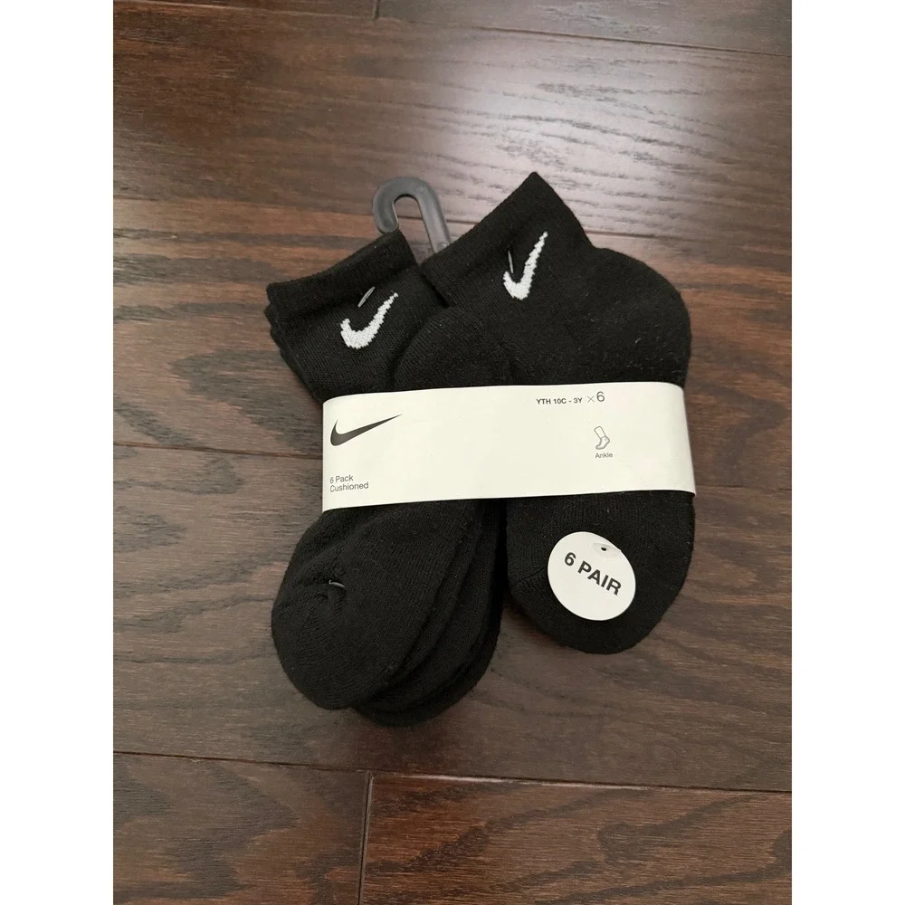 Nike Kids Everyday Cushioned Ankle Socks 6 Pair Pack Black White UN0372-023 XS